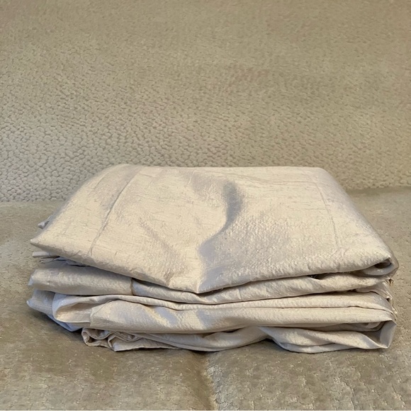 2 Linen & Things Ivory 40W x 82L 100% Raw Silk Rod Pocket Drapery Panels - Picture 1 of 7